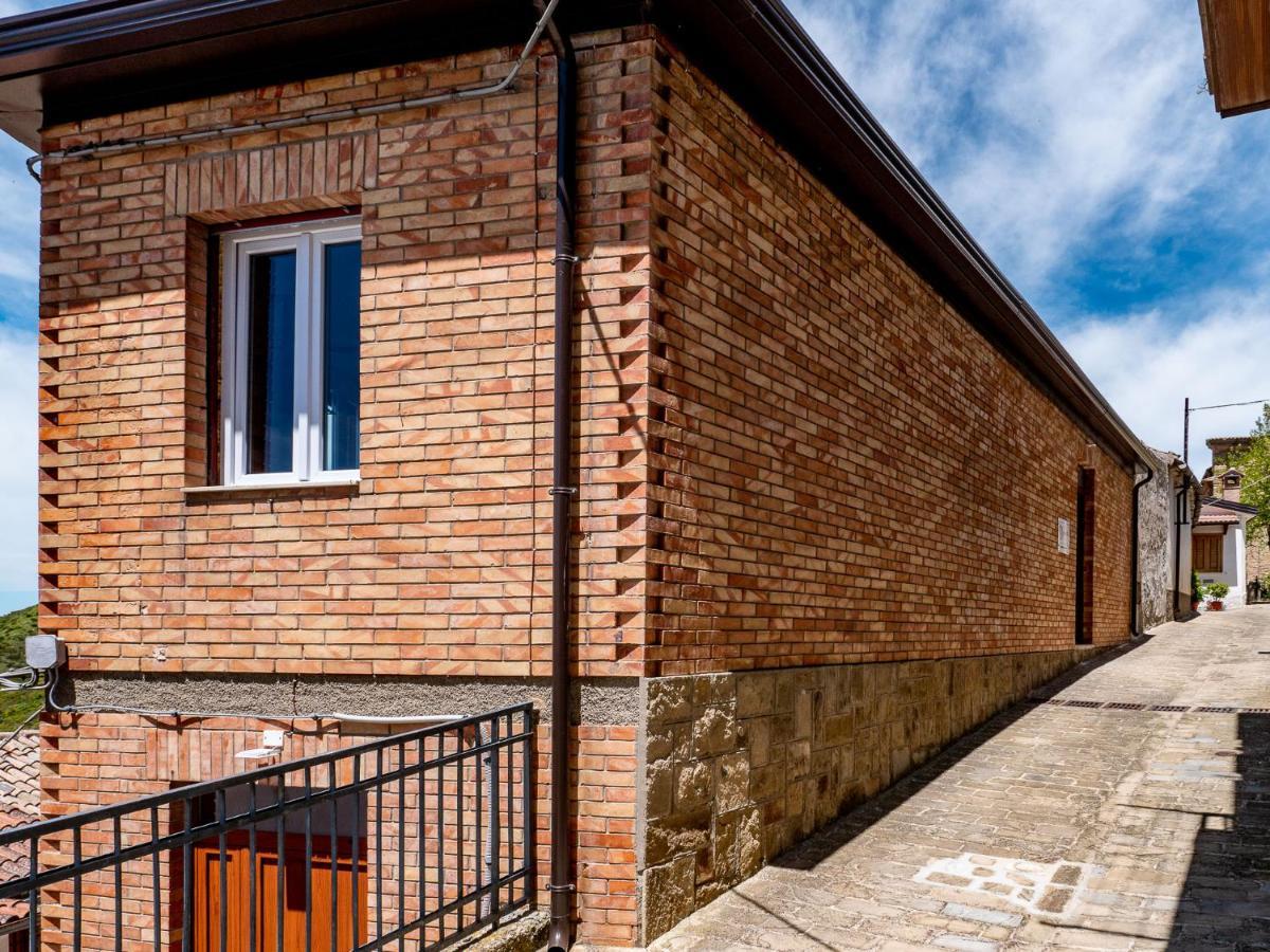 Girastrittue Colobraro Hotel Exterior photo